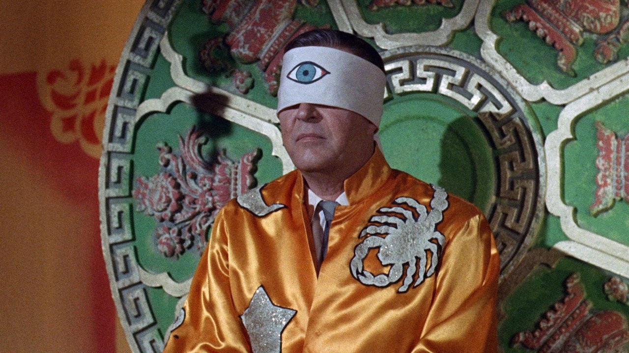 El hombre con rayos X en los ojos