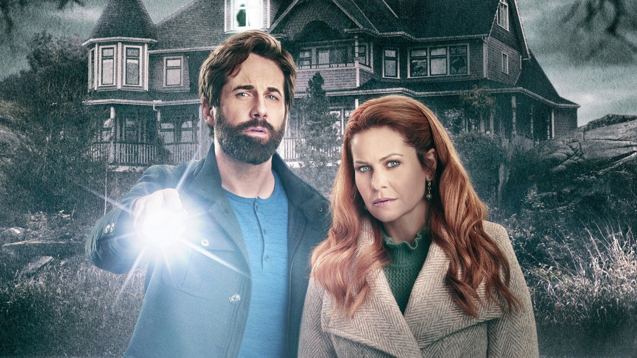 Um Mistério de Aurora Teagarden: Assombrada pelo Assassinato